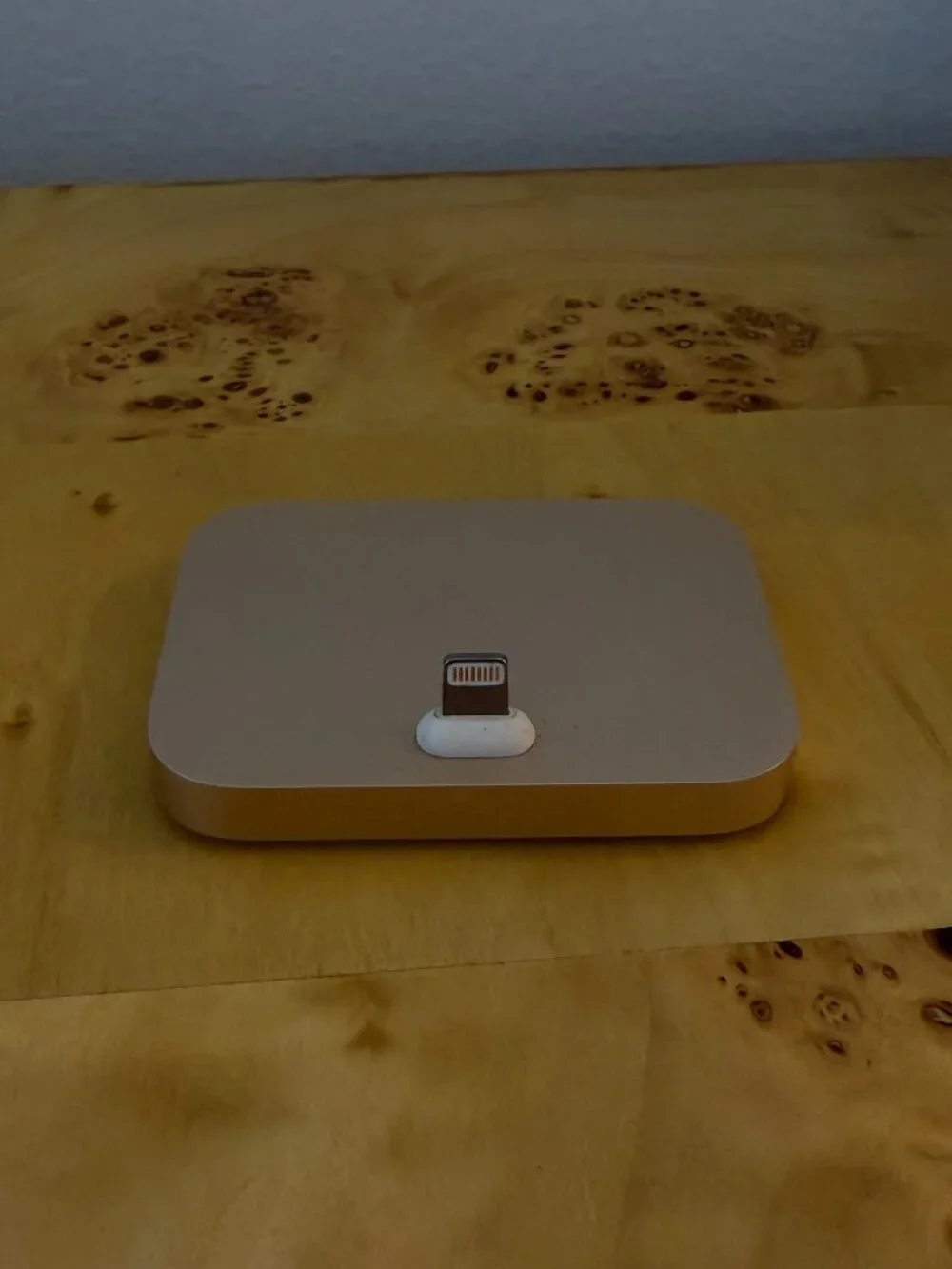 Iphone Lightning Dock Pink Rose Model A1717